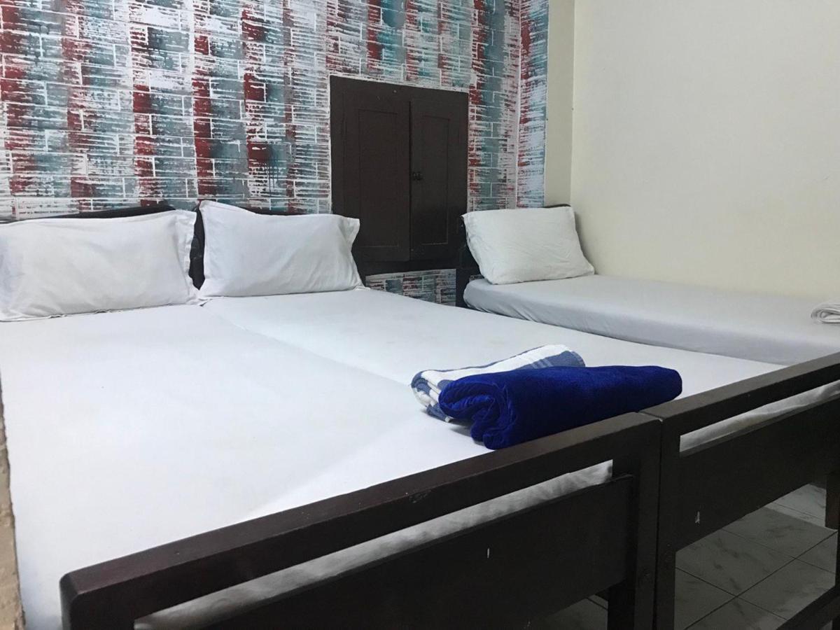 B Hostel Fort Kochi エクステリア 写真