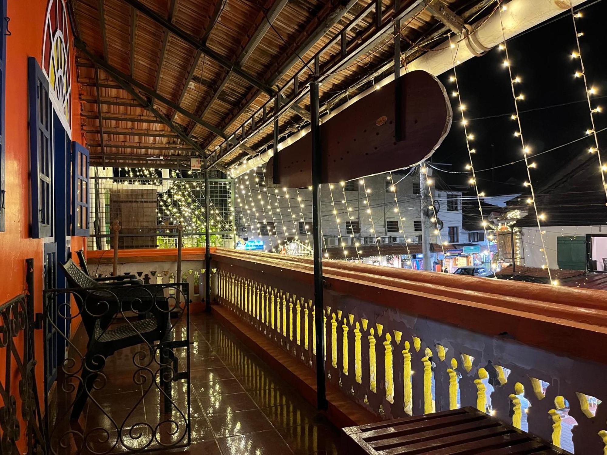 B Hostel Fort Kochi エクステリア 写真